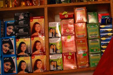 藏族女性的蔓蒂护理