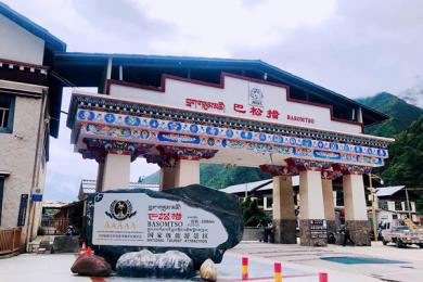 疫情后西藏旅游业快速复苏