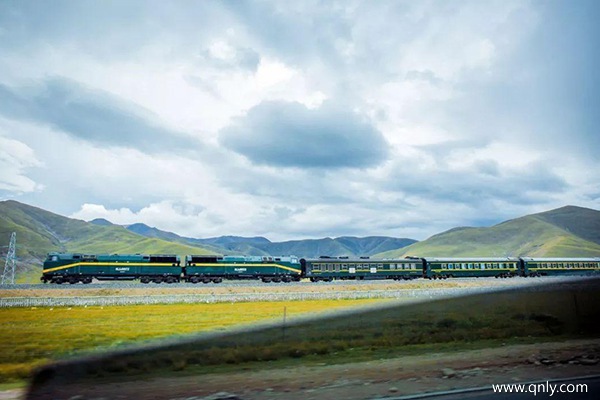 坐火车从深圳到选择要多少天