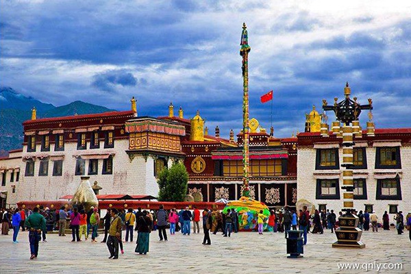 拉萨旅行社
