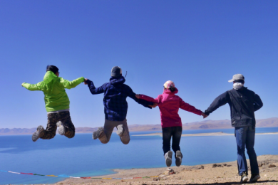 十一国庆去西藏旅游穿什么衣物？