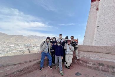 4月份去西藏游跟团靠谱吗？