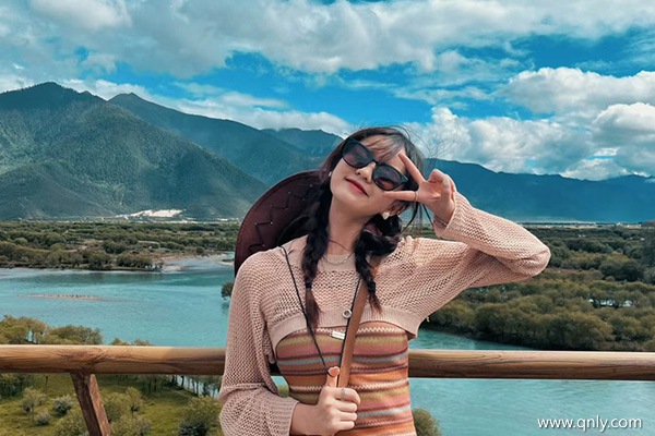 西藏旅游必去景点